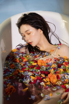 可以免费看胡桃大战史莱姆